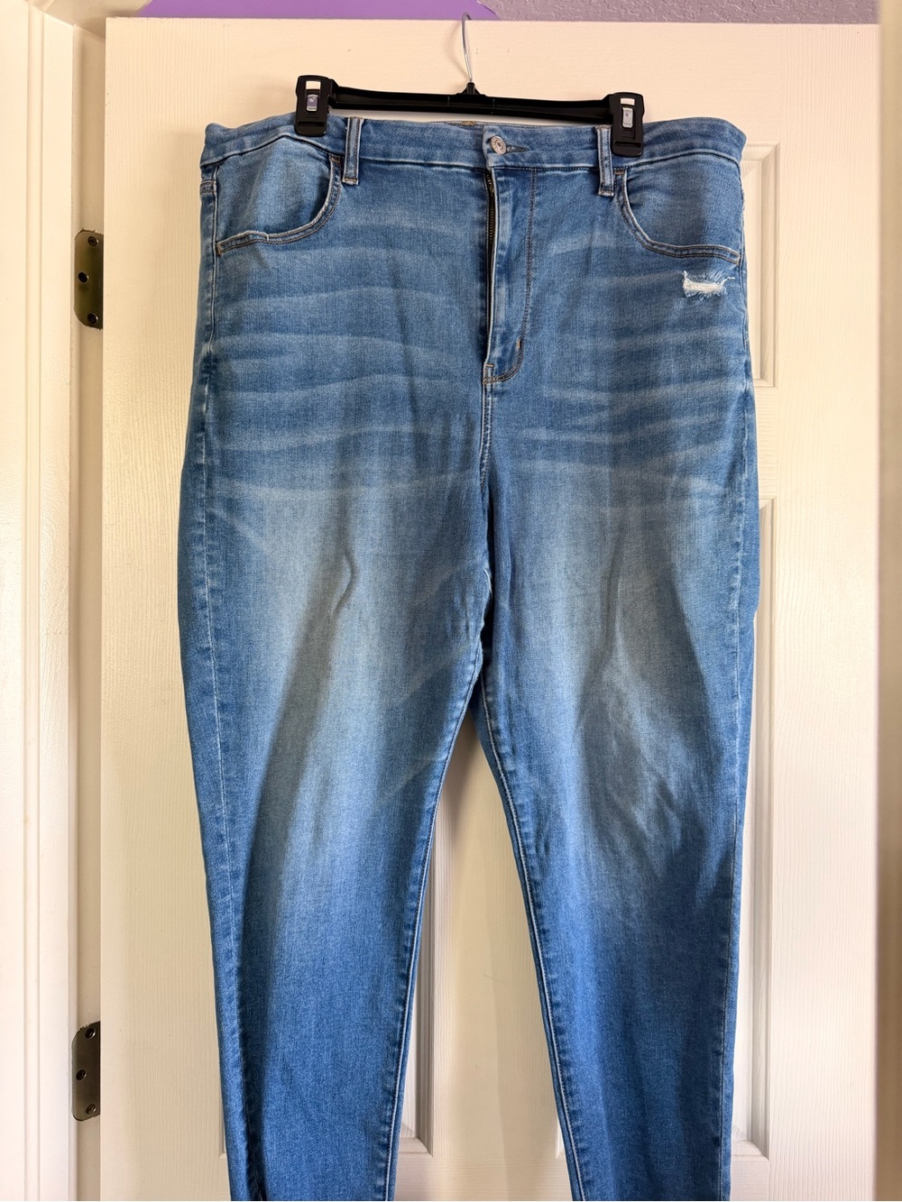 American Eagle Outfitters Women's Light Blue Skinny Jeans